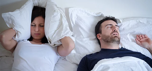 How can a dentist help with snoring and sleep apnoea?